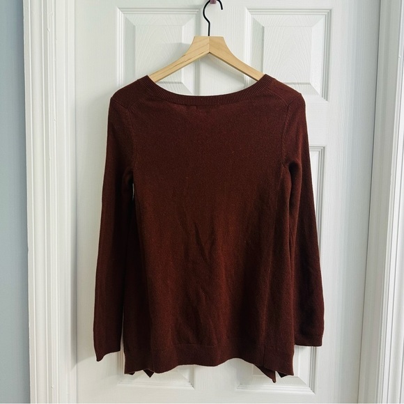 Vince Sweater Designer Brown Wool Cashmere Flowy V-Nexk Minimalist Extra Small - Picture 4 of 8
